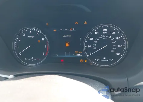 2016 Hyundai Genesis 3.8 z USA, uszkodzony, nr VIN KMHGN4JE7GU142684